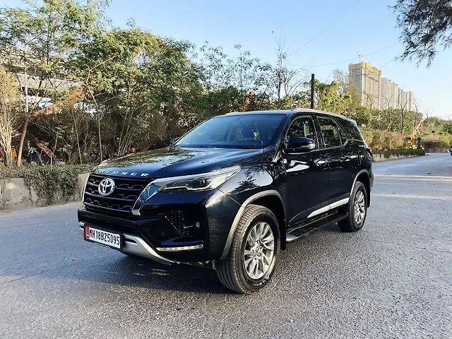 Used 2025 Toyota Fortuner in Mumbai