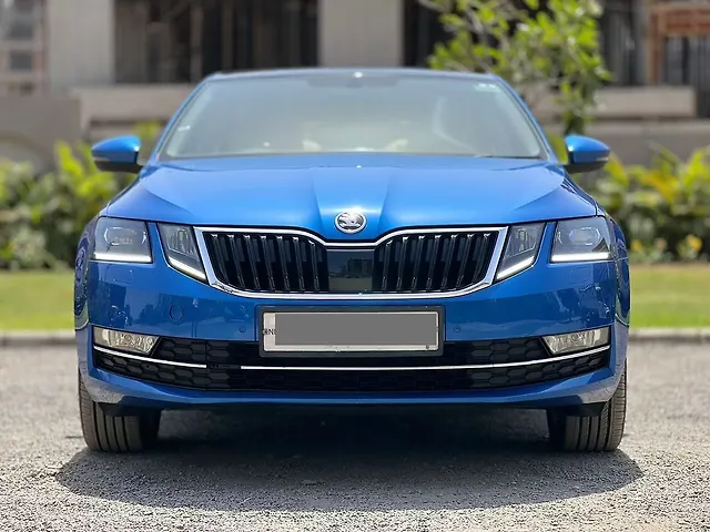 Used 2017 Skoda Octavia in Surat