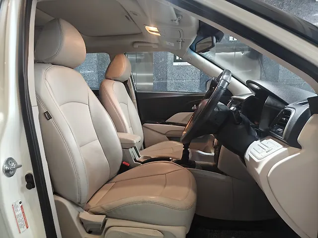 Used Mahindra XUV300 [2019-2024] W8 (O) 1.5 Diesel in Ahmedabad