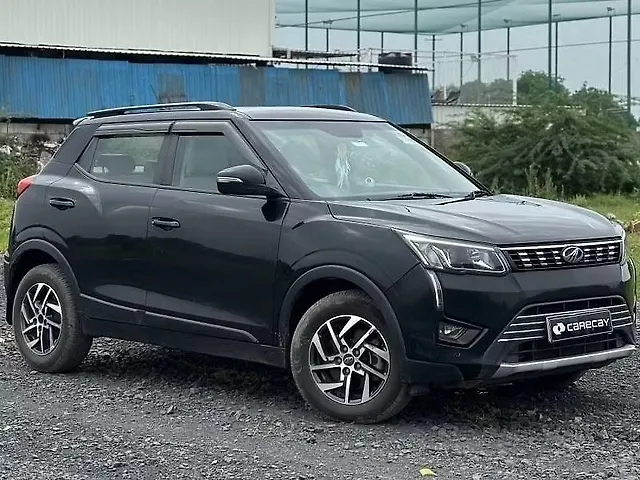 Used Mahindra XUV300 [2019-2024] W8 (O) 1.5 Diesel [2020] in Ahmedabad