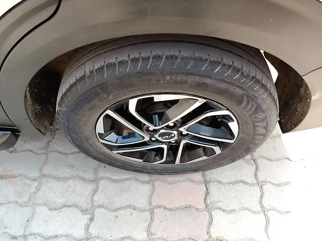 Used Kia Carens [2022-2023] Luxury Plus 1.5 Diesel AT 7 STR in Delhi
