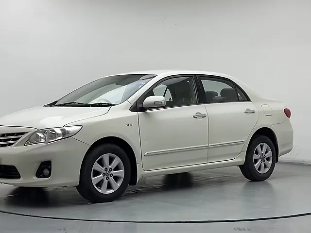 Used 2013 Toyota Corolla Altis in Ghaziabad