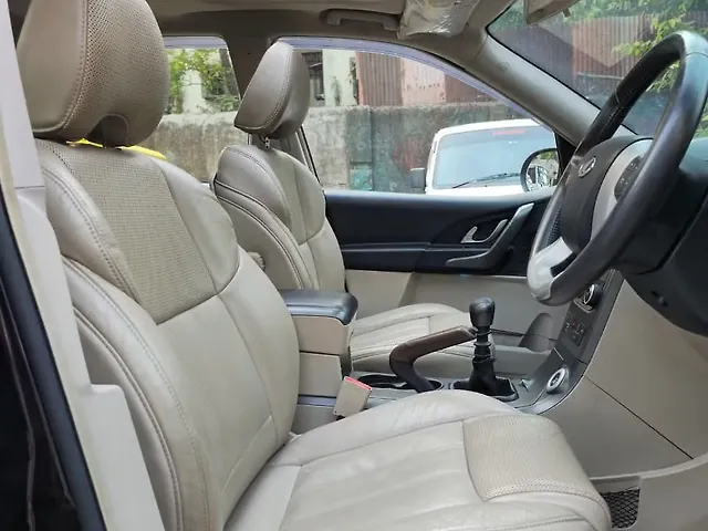 Used Mahindra XUV500 [2015-2018] W10 AWD in Thane