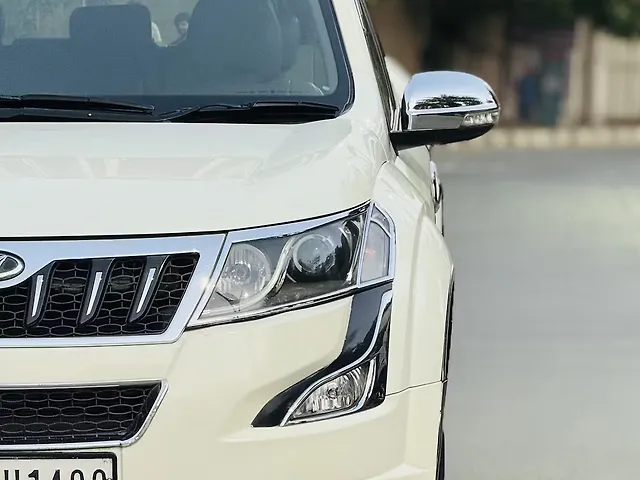 Used Mahindra XUV500 [2015-2018] W10 AWD AT in Thane