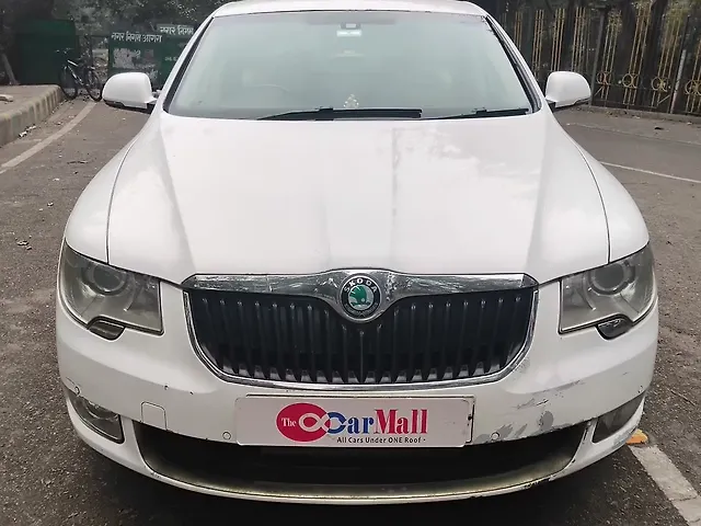 Used 2012 Skoda Superb in Agra