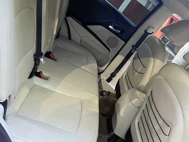 Used Mahindra XUV300 [2019-2024] W8 (O) 1.5 Diesel [2020] in Hyderabad