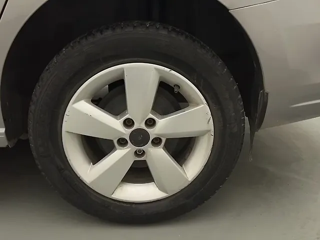 Used Skoda Rapid [2015-2016] 1.5 TDI CR Style Plus AT in Mumbai