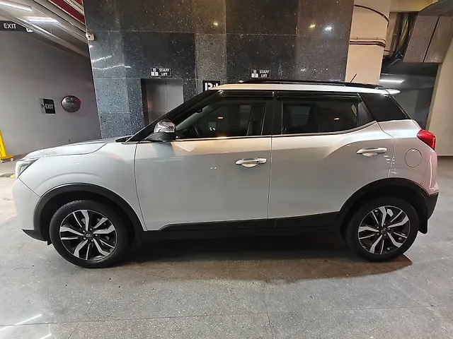 Used Mahindra XUV300 [2019-2024] W8 (O) 1.5 Diesel [2020] in Ahmedabad