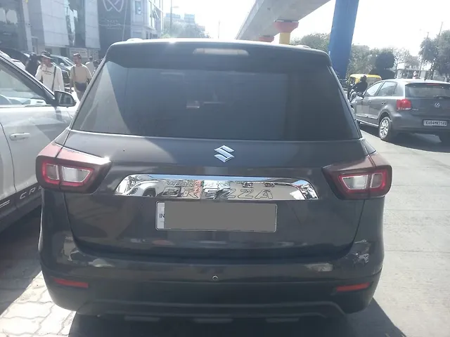 Used Maruti Suzuki Brezza VXi [2022-2023] in Bangalore