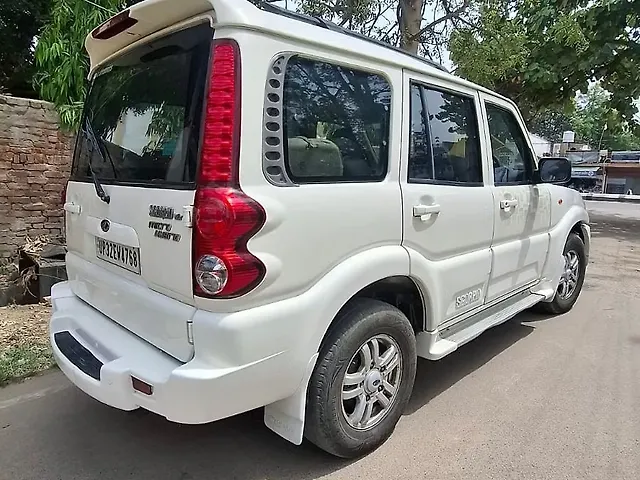 Used Mahindra Scorpio [2009-2014] VLX 2WD BS-IV in Lucknow