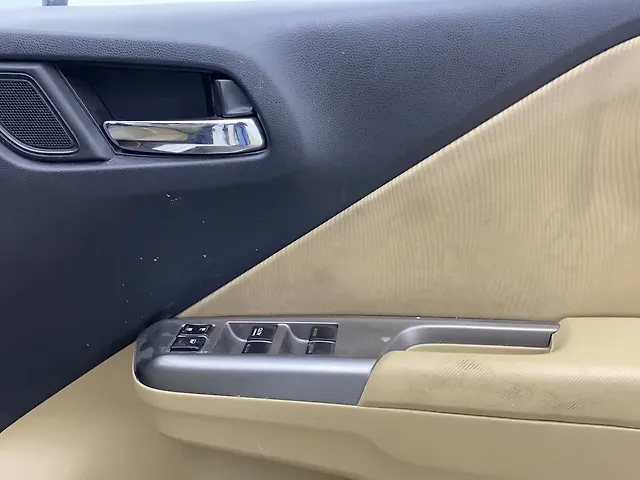 Used Honda City 4th Generation V Petrol [2017-2019] in Noida