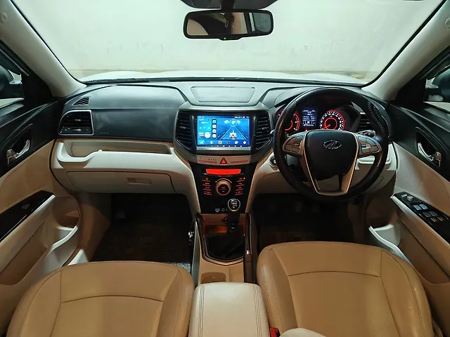 Used Mahindra XUV300 [2019-2024] W8 (O) 1.5 Diesel [2020] in Ahmedabad