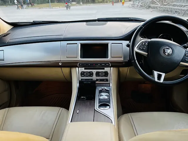 Used Jaguar XF [2013-2016] 2.2 Diesel in Lucknow