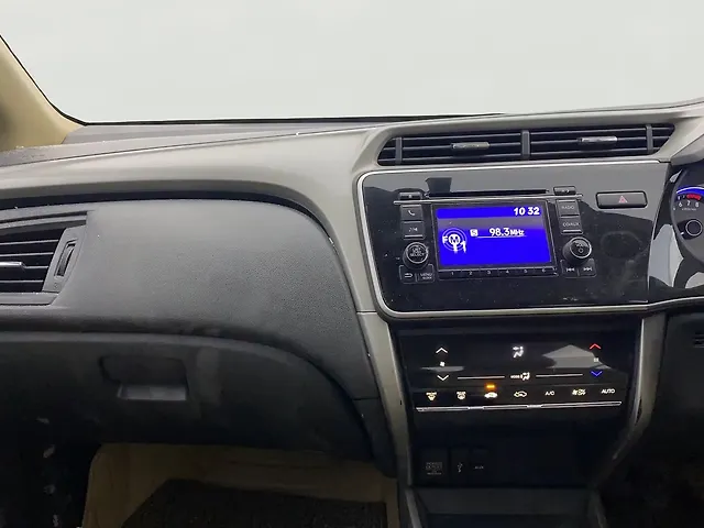 Used Honda City 4th Generation V Petrol [2017-2019] in Noida