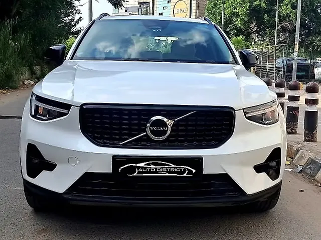 Used 2022 Volvo XC40 in Gurgaon