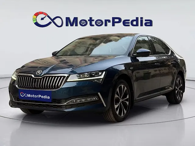 Used 2021 Skoda Superb in Delhi