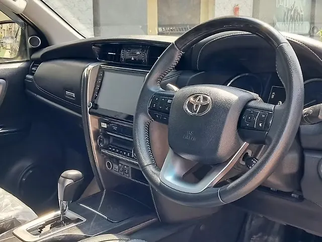 Used Toyota Fortuner 4x2 2WD Diesel 2.8L Turbo Automatic in Delhi