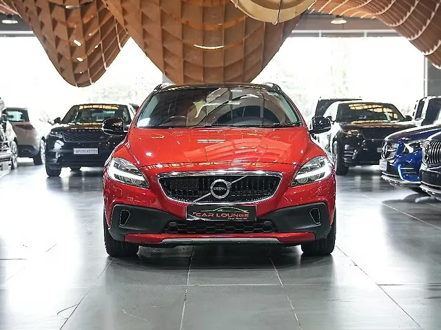 Used 2018 Volvo V40 Cross Country in Hyderabad