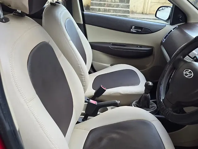 Used Hyundai i20 [2010-2012] Magna 1.2 in Thane