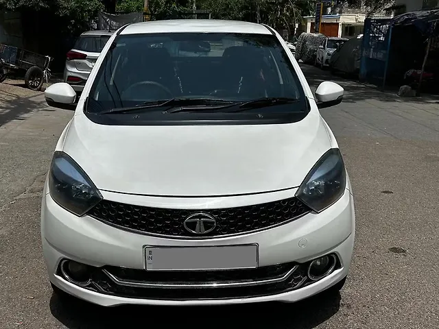 Used 2018 Tata Tigor in Delhi