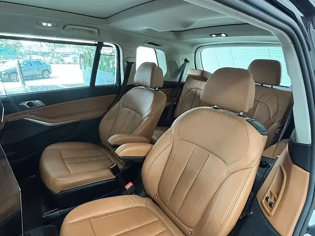 Used BMW X7 [2019-2023] xDrive30d DPE Signature in Vadodara
