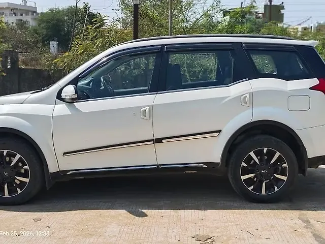Used Mahindra XUV500 W11 in Bhopal