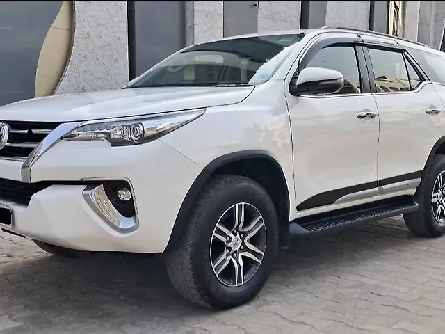 Used Toyota Fortuner [2016-2021] 2.8 4x2 AT in Delhi
