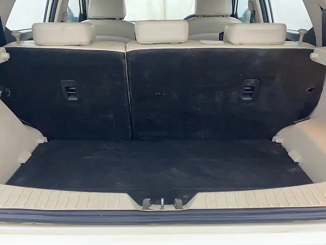 Used Mahindra XUV300 [2019-2024] W8 (O) 1.2 Petrol in Hyderabad