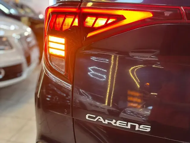 Used Kia Carens [2022-2023] Luxury Plus 1.5 Diesel AT 6 STR in Navi Mumbai