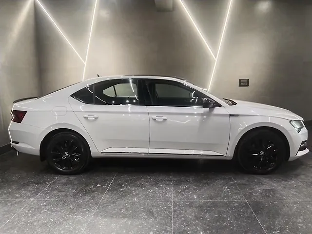 Used Skoda Superb [2020-2023] Sportline AT in Delhi
