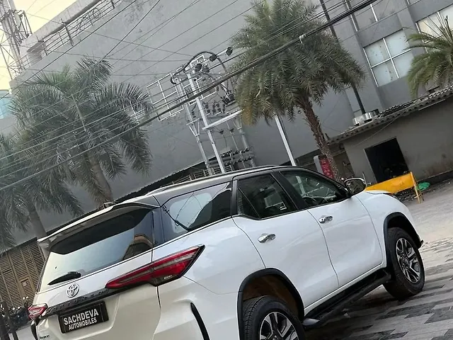 Used Toyota Fortuner Legender 4X2 2WD Diesel Turbo Automatic Dual Tone in Indore Used Toyota Fortuner Legender 4X2 2WD Diesel Turbo Automatic Dual Tone in Indore