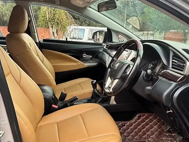Used Toyota Innova Crysta [2016-2020] 2.4 V Diesel in Chandigarh