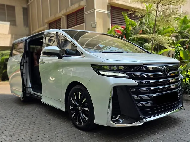 Used Toyota Vellfire VIP – Executive Lounge Hybrid (Electric + Petrol) Automatic in Mumbai