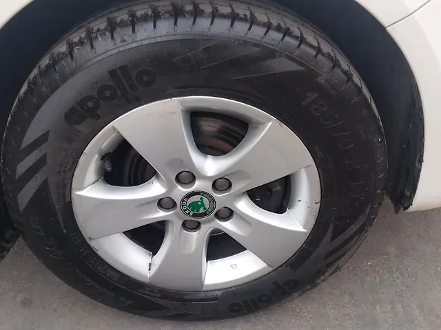 Used Skoda Fabia Ambition 1.2 MPI in Delhi