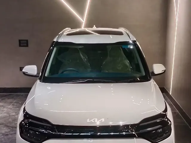 Used 2024 Kia Carens in Delhi