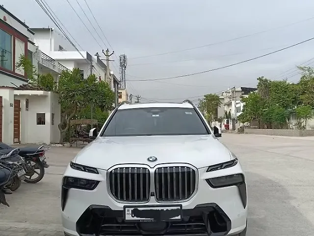 Used 2023 BMW X7 in Delhi