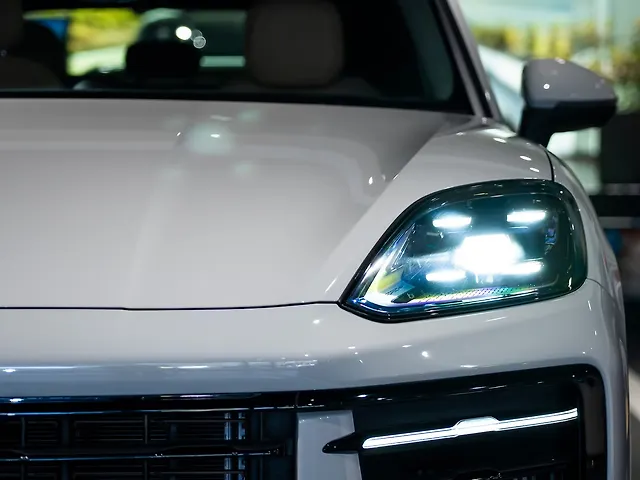 Used Porsche Cayenne Coupe Base in Mumbai