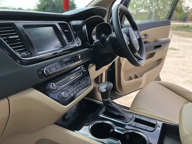 Used Kia Carnival [2020-2023] Prestige 7 STR in Delhi