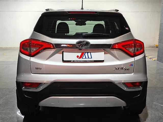 Used Mahindra XUV300 [2019-2024] W8 (O) 1.5 Diesel [2020] in Ahmedabad