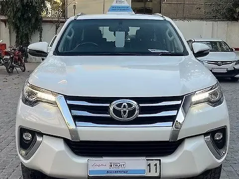 Used 2020 Toyota Fortuner in Delhi