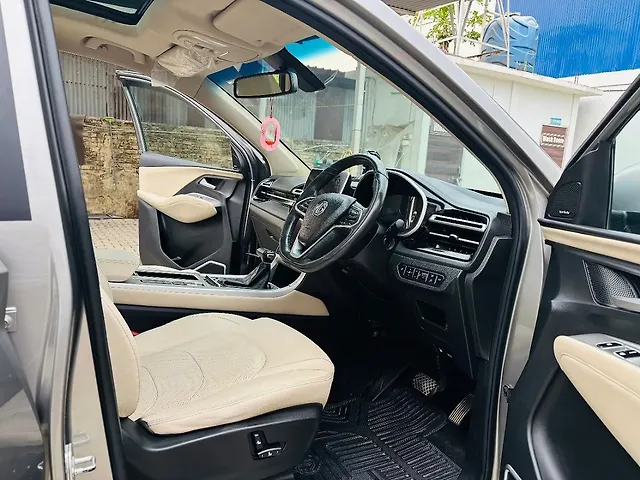 Used MG Hector [2023-2025] Sharp Pro 1.5 Turbo Petrol  CVT [2023] in Guwahati