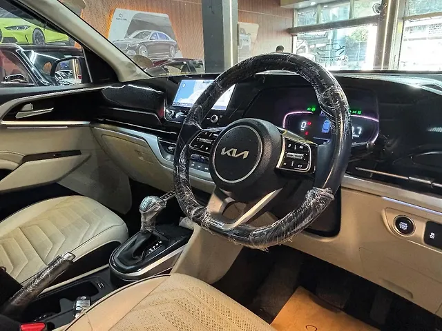 Used Kia Carens [2022-2023] Luxury Plus 1.5 Diesel AT 6 STR in Mumbai