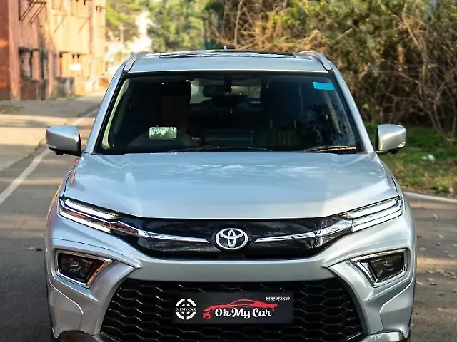 Used 2023 Toyota Urban Cruiser Hyryder in Delhi