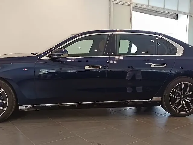 Used BMW 7 Series 740i M Sport in Mumbai