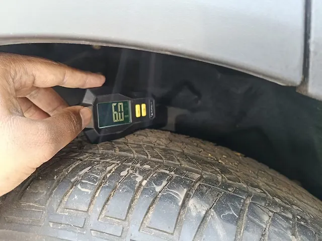 Used Mahindra Old Generation XUV700 AX5 2WD Diesel 2.2L Turbo Manual 7 STR in Bangalore