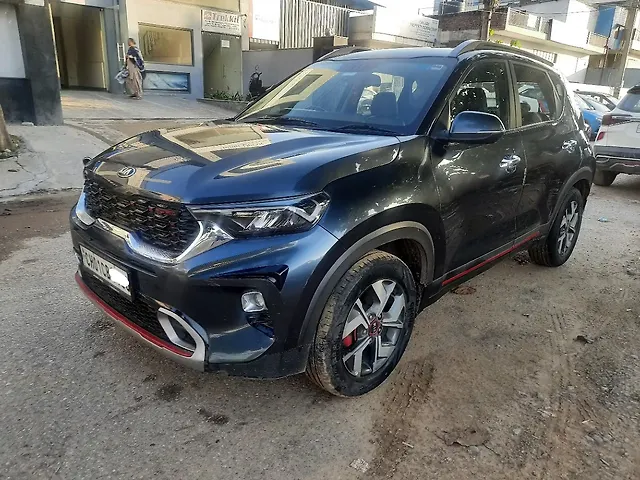 Used 2020 Kia Sonet in Mohali