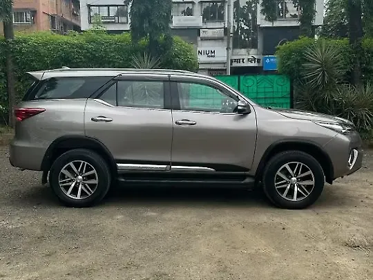 Used Toyota Fortuner [2016-2021] 2.8 4x4 AT [2016-2020] in Pune