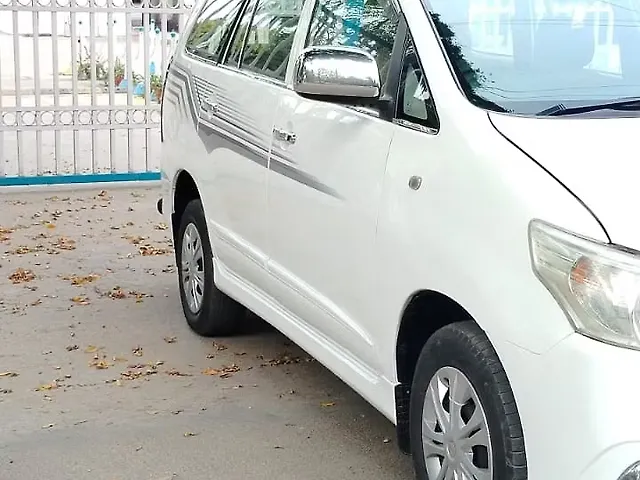 Used Toyota Innova [2009-2012] 2.5 G1 BS-IV in Lucknow
