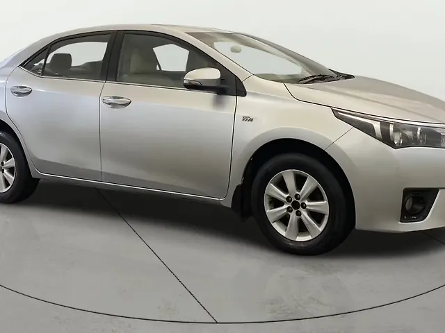 Used 2014 Toyota Corolla Altis in Delhi