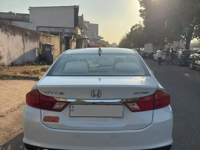 Used Honda City 4th Generation V CVT Petrol [2017-2019] in Ahmedabad